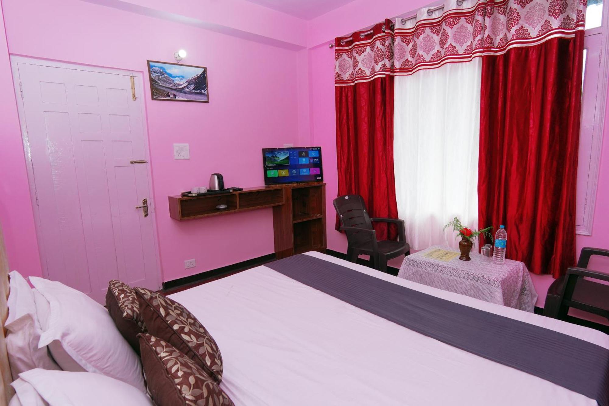 Shimla Hills Apartments 2Bhk ภายนอก รูปภาพ